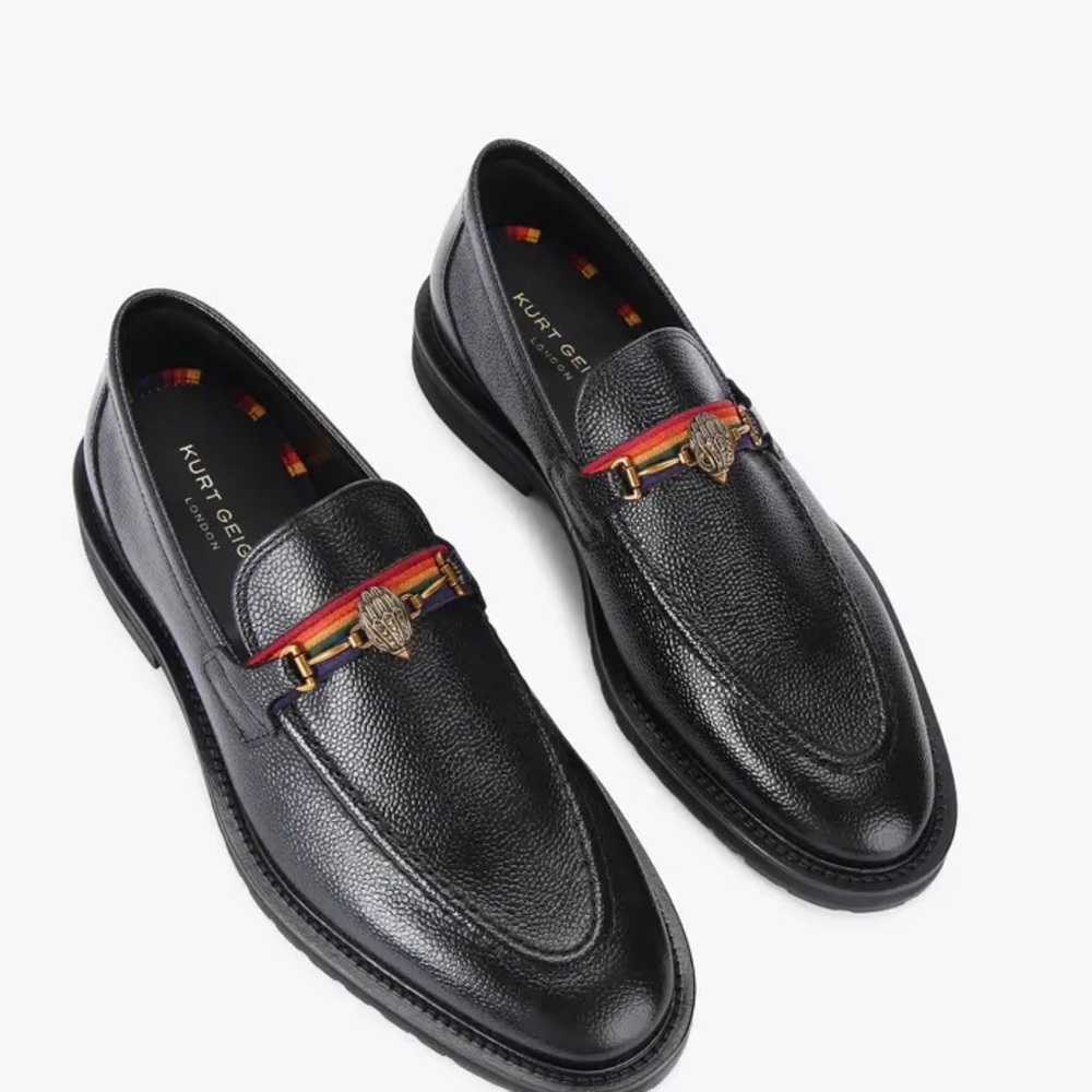SOLD‼️NWOT Kurt Geiger Black Loafers with Gold Accent